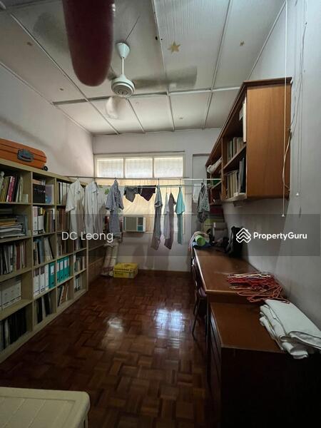 Untuk Dijual - Terrace house at Taman Mulia