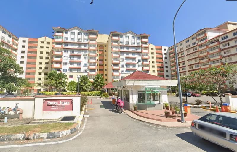 Kondominium untuk Dijual di Putra Intan - WL Wan - Exterior - PropertyGuru.com.my