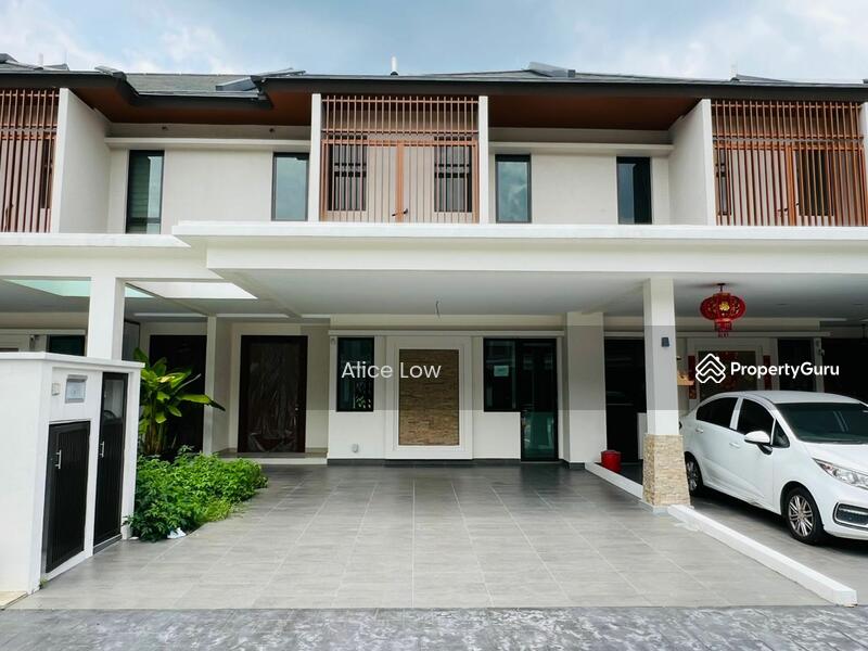 For Sale - Terrace house at Templer Park