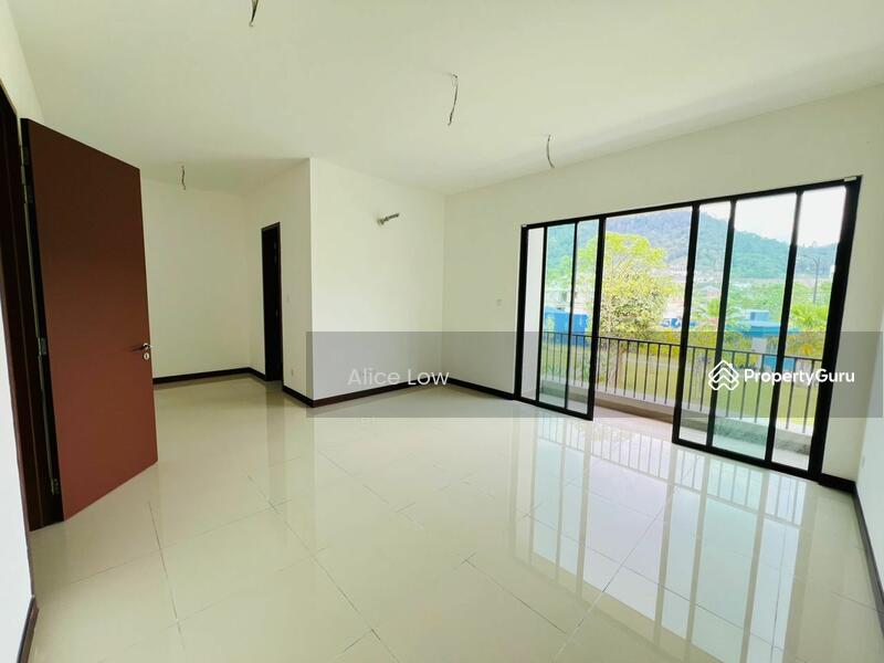 For Sale - Terrace house at Templer Park