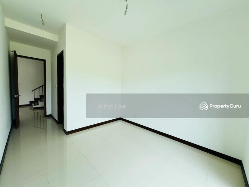 For Sale - Terrace house at Templer Park