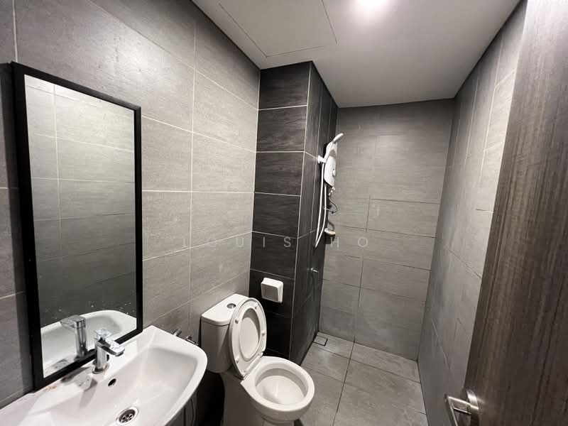 Condominium for Rent at Edumetro @ Subang Jaya - Louis Ho - Bathroom - PropertyGuru.com.my