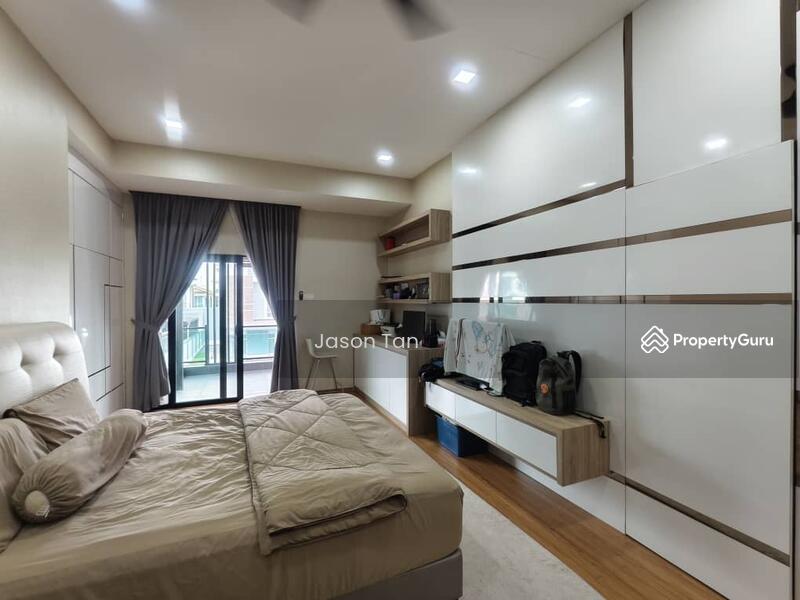 For Sale - Seri Austin Seris Austins