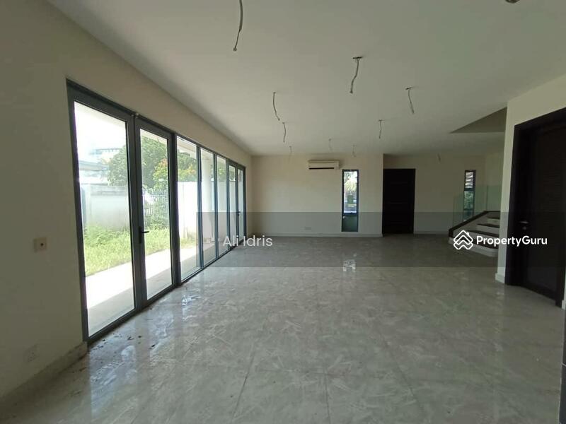 For Sale - Bangi Lakehills Villa, Seksyen 6, Bandar Baru Bangi