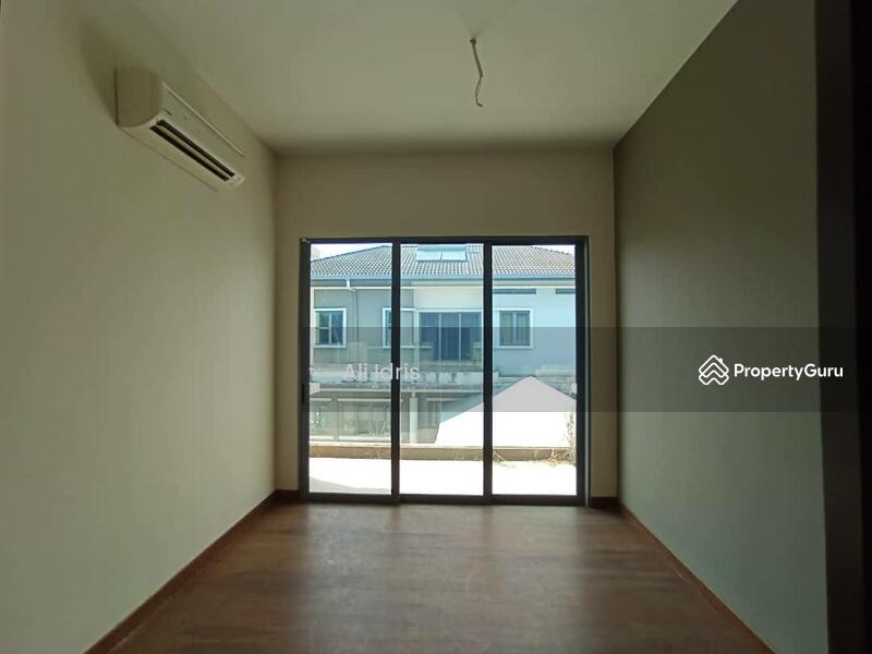 For Sale - Bangi Lakehills Villa, Seksyen 6, Bandar Baru Bangi