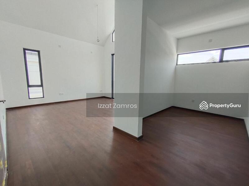 Rumah Berkembar untuk Dijual di Elmina (Shah Alam) - Izzat Zamros - PropertyGuru.com.my