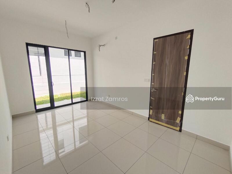 Rumah Berkembar untuk Dijual di Elmina (Shah Alam) - Izzat Zamros - PropertyGuru.com.my