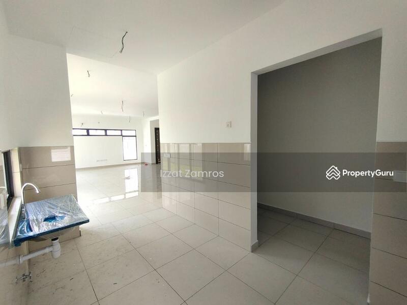 Rumah Berkembar untuk Dijual di Elmina (Shah Alam) - Izzat Zamros - PropertyGuru.com.my