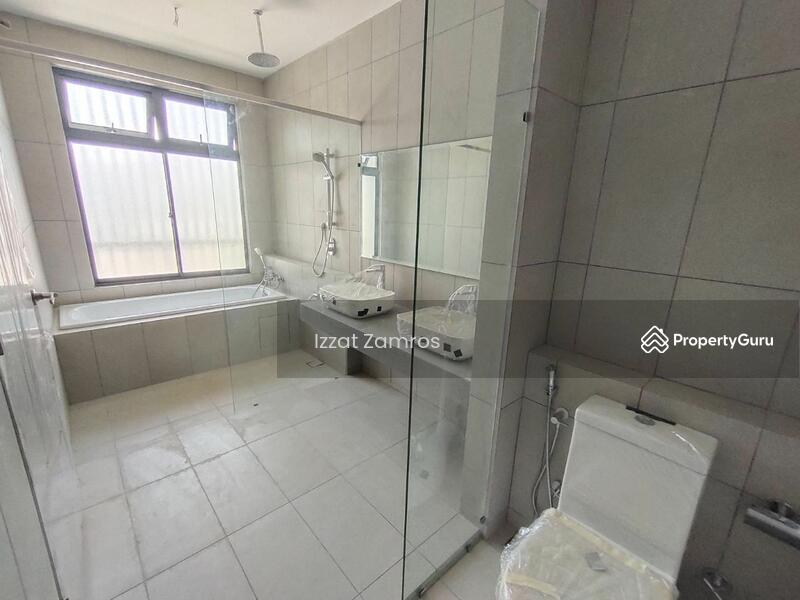 Rumah Berkembar untuk Dijual di Elmina (Shah Alam) - Izzat Zamros - PropertyGuru.com.my