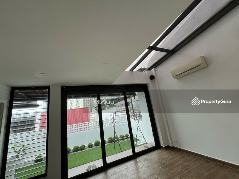Untuk Dijual - Tastefully Renovated House With ID Design
