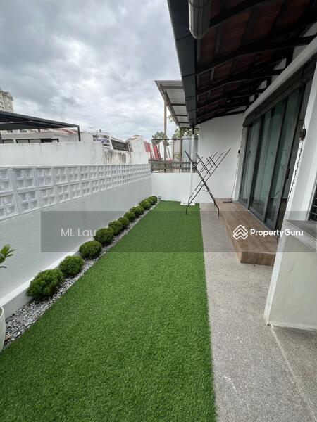 Untuk Dijual - Tastefully Renovated House With ID Design