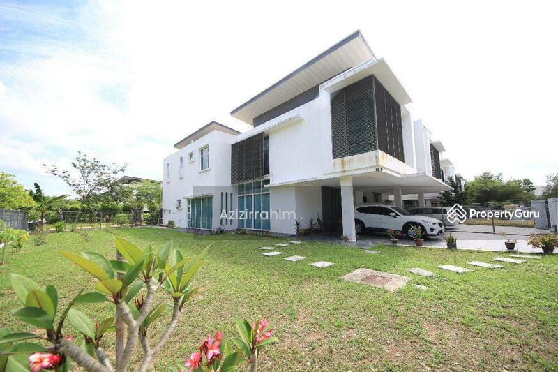For Sale - Trillium Resort Residence @ Perdana Lakeview East, Cyberjaya