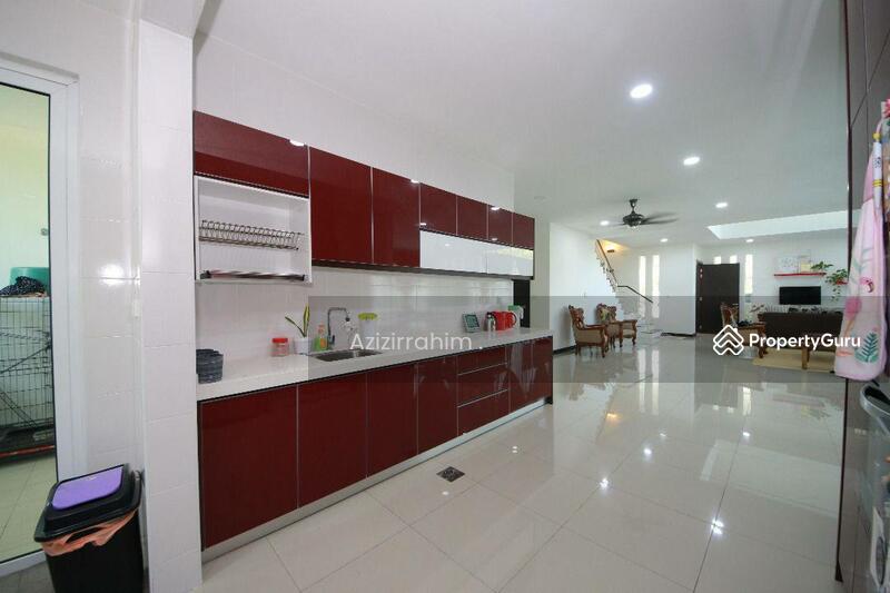 For Sale - Trillium Resort Residence @ Perdana Lakeview East, Cyberjaya
