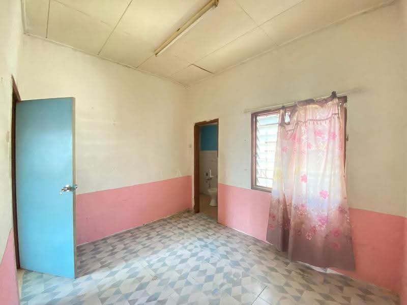 2-storey Terraced House for Sale in Tanjung Dua Belas (Jenjarom) - Leia Lian - Interior - PropertyGuru.com.my