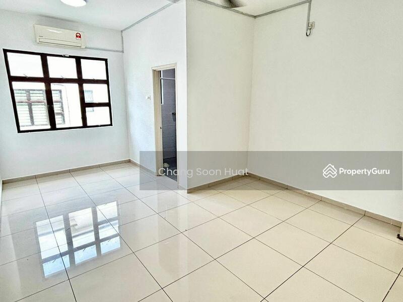 Untuk Dijual - Taman kempas utama jalan kempas utama kempa utamas