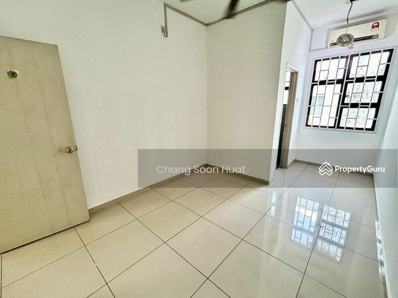 Untuk Dijual - Taman kempas utama jalan kempas utama kempa utamas