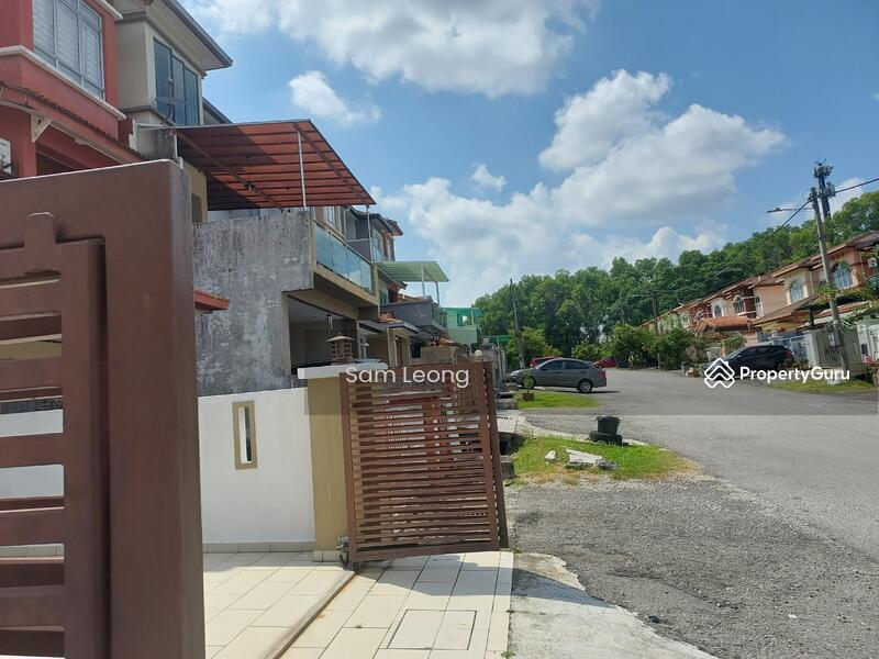 Rumah Teres 2-Tingkat untuk Disewa di Bandar Putra Permai (Seri Kembangan) - Sam Leong - PropertyGuru.com.my