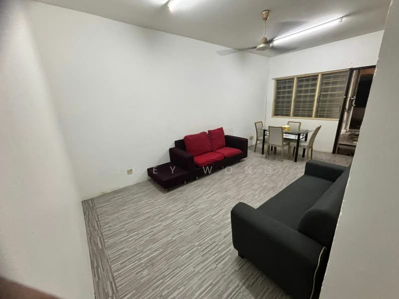 Apartment for Sale at Pangsapuri Seri Jati - Joey Wong - Living Room - PropertyGuru.com.my