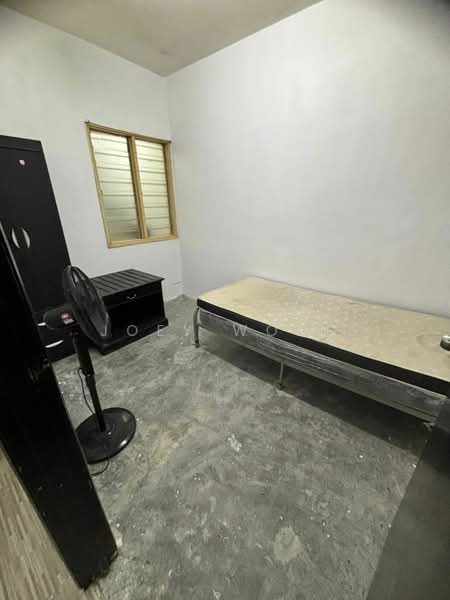 Apartment for Sale at Pangsapuri Seri Jati - Joey Wong - Bedroom - PropertyGuru.com.my