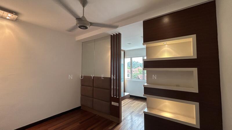 For Sale - Duta Tropika