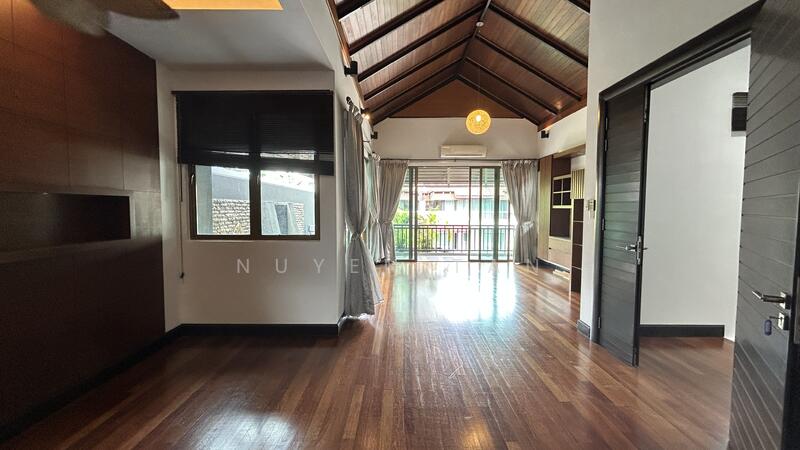 For Sale - Duta Tropika