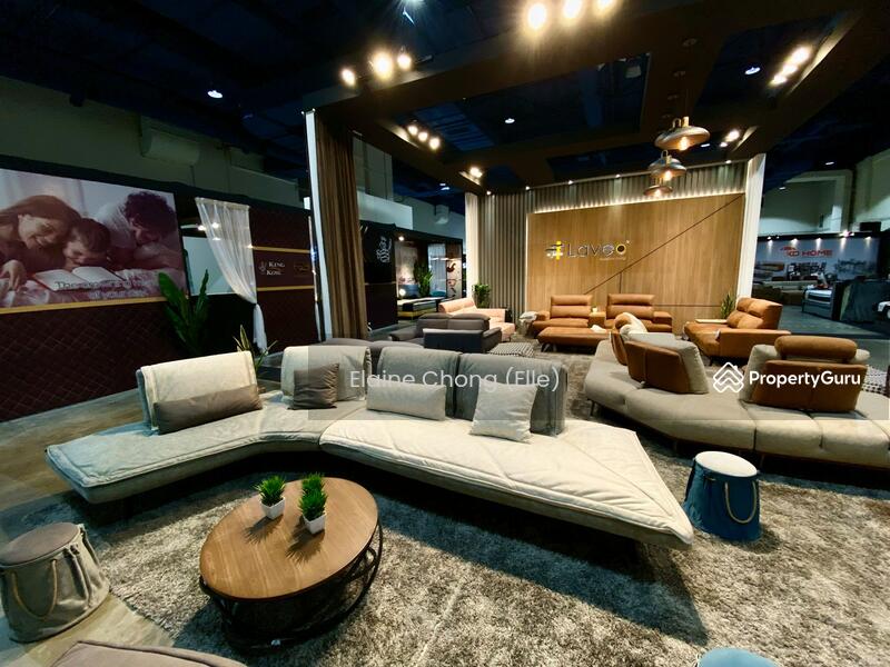 For Rent - [Near SS2] - Busy road, modern showroom
