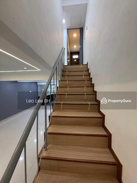 For Sale - Jalan Sri Panti, Taman Bukit Tiram, Ulu Tiram
