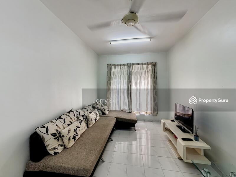 For Rent - Desa Alor Vista