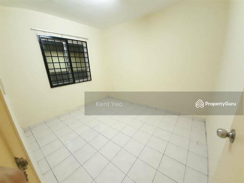 Untuk Dijual - Flat Dato Ahmad Razali