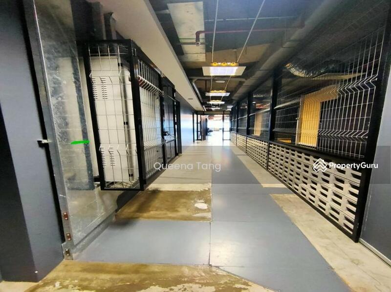 For Rent - Naza Tower