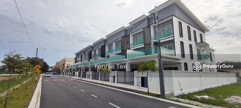 Terraced House for Sale in Sabak Bernam (Selangor) - Fennie Tee - PropertyGuru.com.my