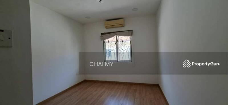 Untuk Disewa - Terrace house at Taman Impian Indah