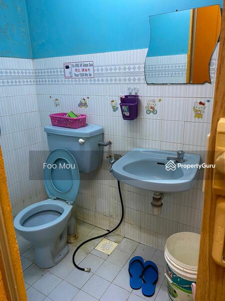 For Rent - Diamond Square