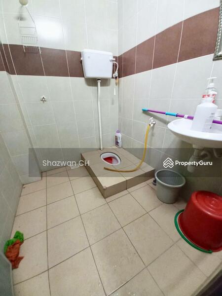 Semi-Detached House for Sale in Seksyen 30 (Shah Alam) - Shazwan CH - PropertyGuru.com.my
