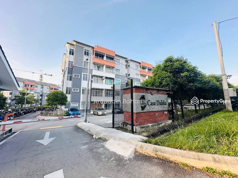 For Sale - Taman Dahlia (Bandar Baru Salak Tinggi)