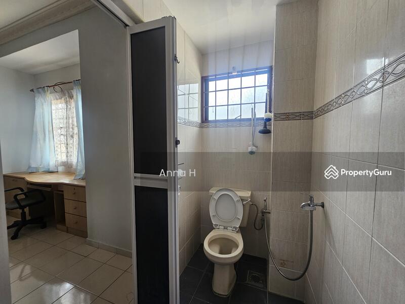 Rumah Teres untuk Dijual di Batu 9 (Cheras) - Anna H - PropertyGuru.com.my