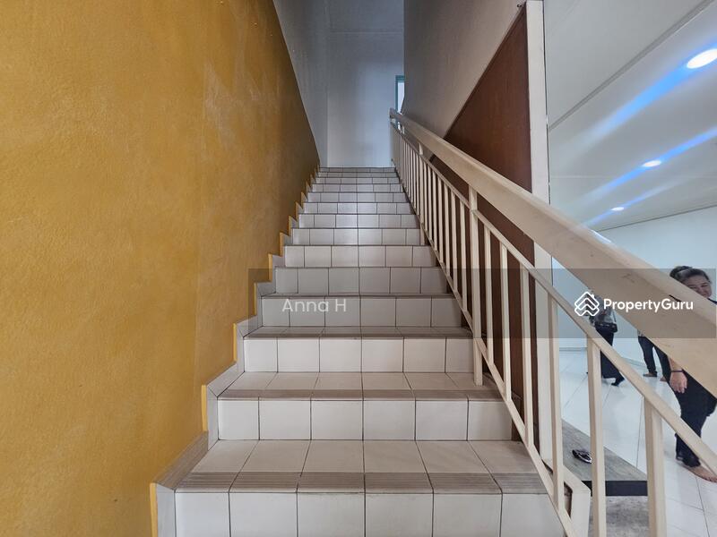Rumah Teres untuk Dijual di Batu 9 (Cheras) - Anna H - PropertyGuru.com.my