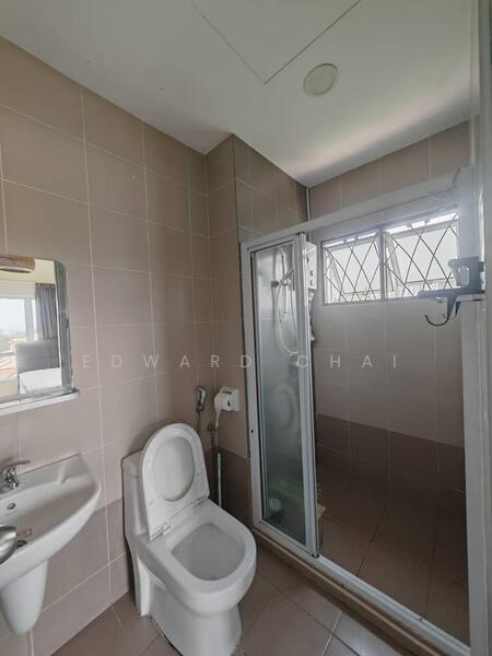 For Rent - Windsor Tower