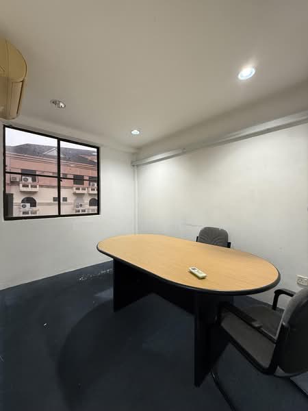 Office for Rent in Cheras Business Centre (Kuala Lumpur) - Rain Leow - Study - PropertyGuru.com.my