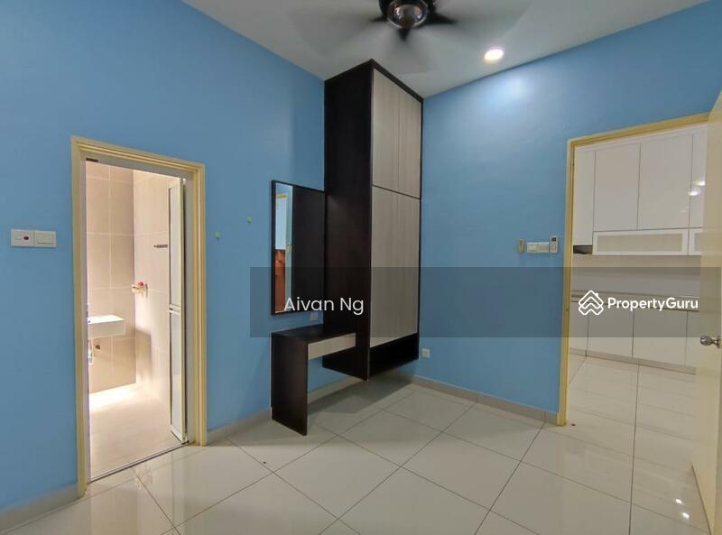 Untuk Dijual - LaVille
