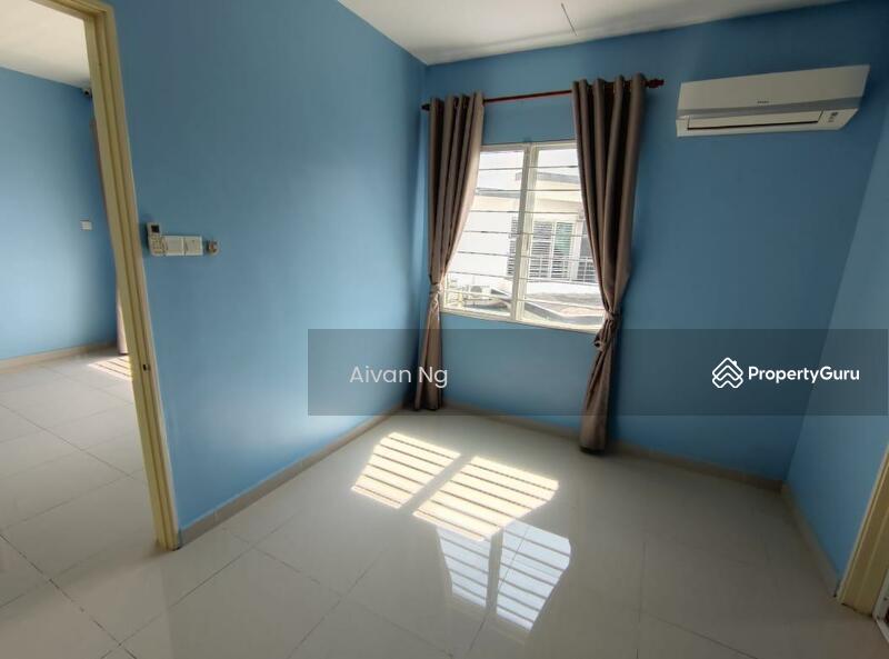 Untuk Dijual - LaVille