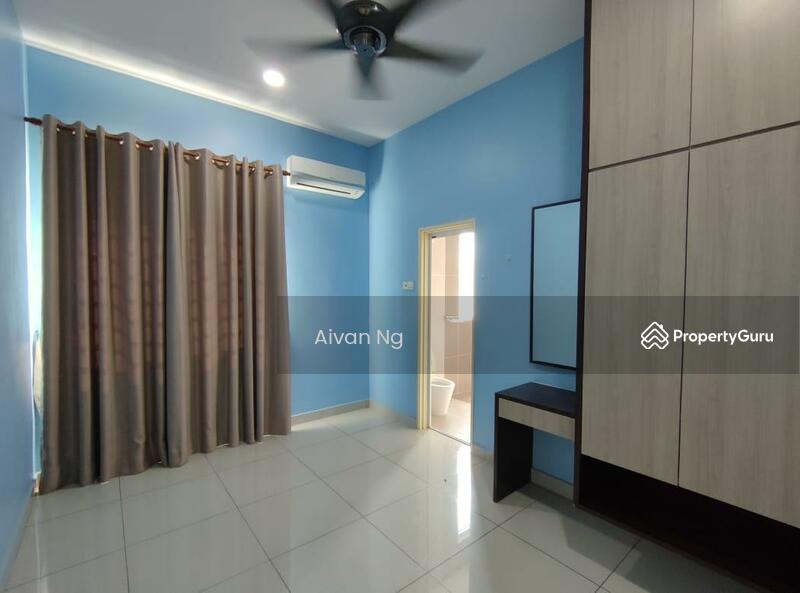 Untuk Dijual - LaVille