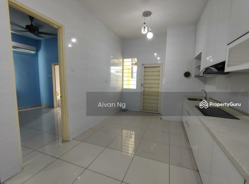 Untuk Dijual - LaVille