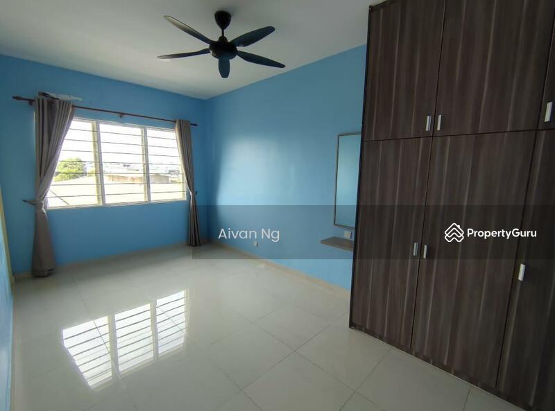 Untuk Dijual - LaVille