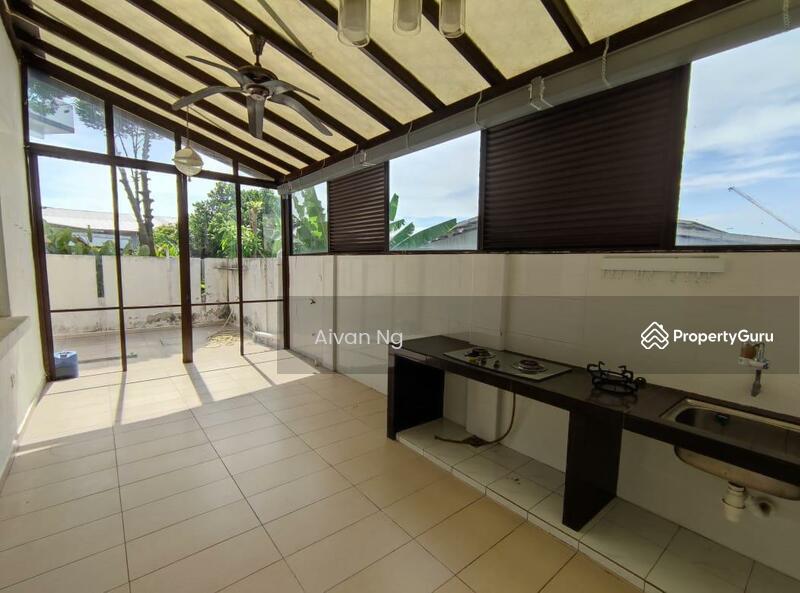 Untuk Dijual - LaVille