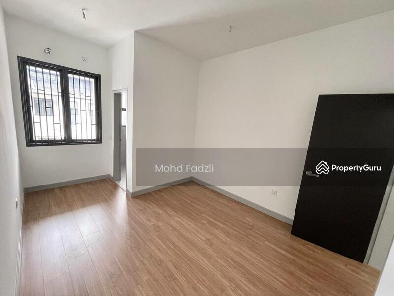 For Sale - Elmina Green Six