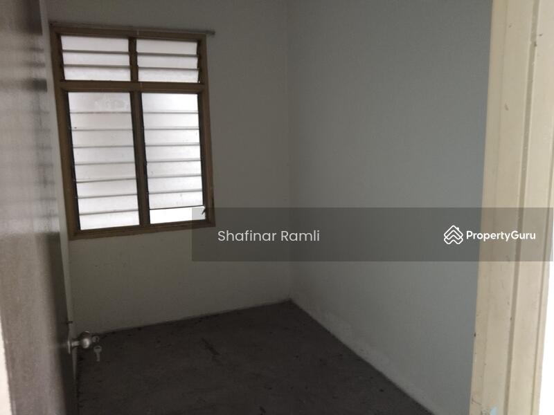 Untuk Dijual - Pelangi Apartment, Dengkil