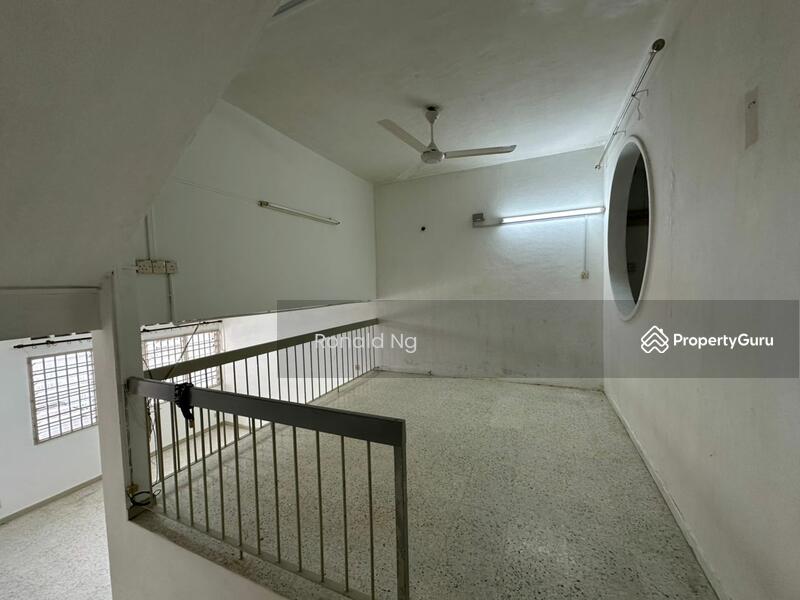 Untuk Dijual - 2 Storey Terrace Island Park Greenlane