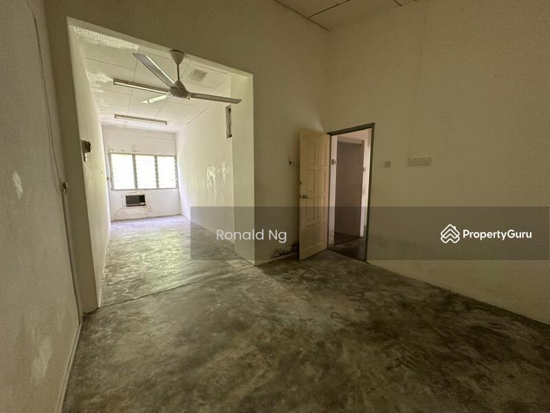 Untuk Dijual - 2 Storey Terrace Island Park Greenlane