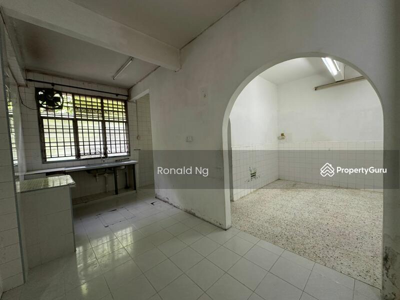 Untuk Dijual - 2 Storey Terrace Island Park Greenlane